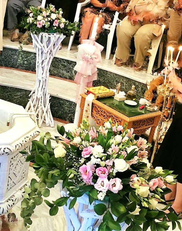 stolismos_vaptisis_me-louloudia_egina